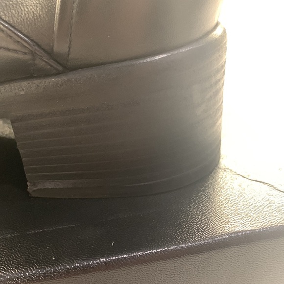 Chanel Black Quilted leather Pearl CC Logo Zip Boot Size 41.5 - Picture 14 of 15